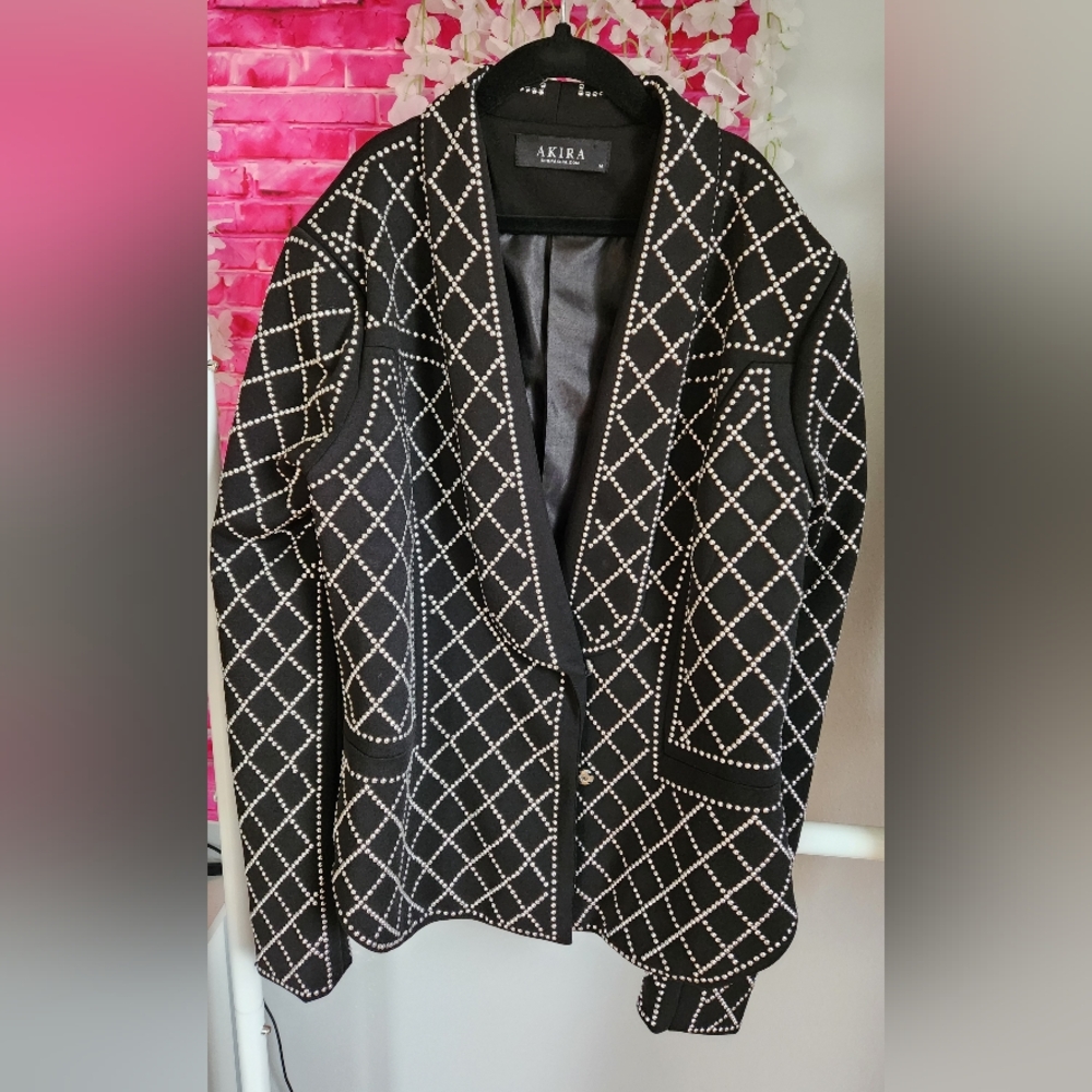 Elegant Black Quilted Women's Jacket